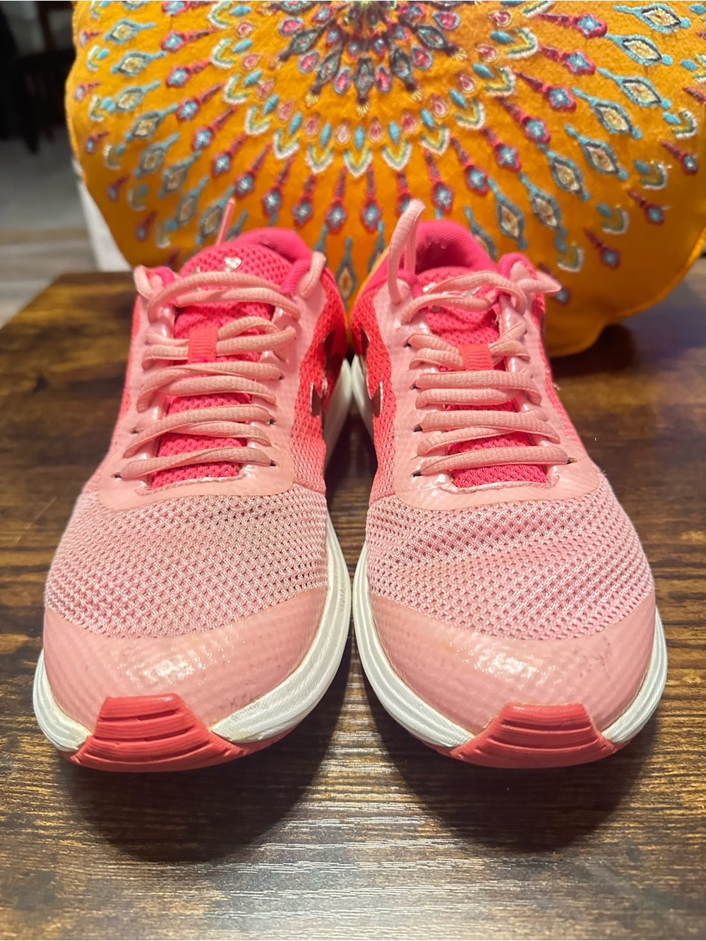 Under Armour youth girls Coral Pink Athletic Running Shoes